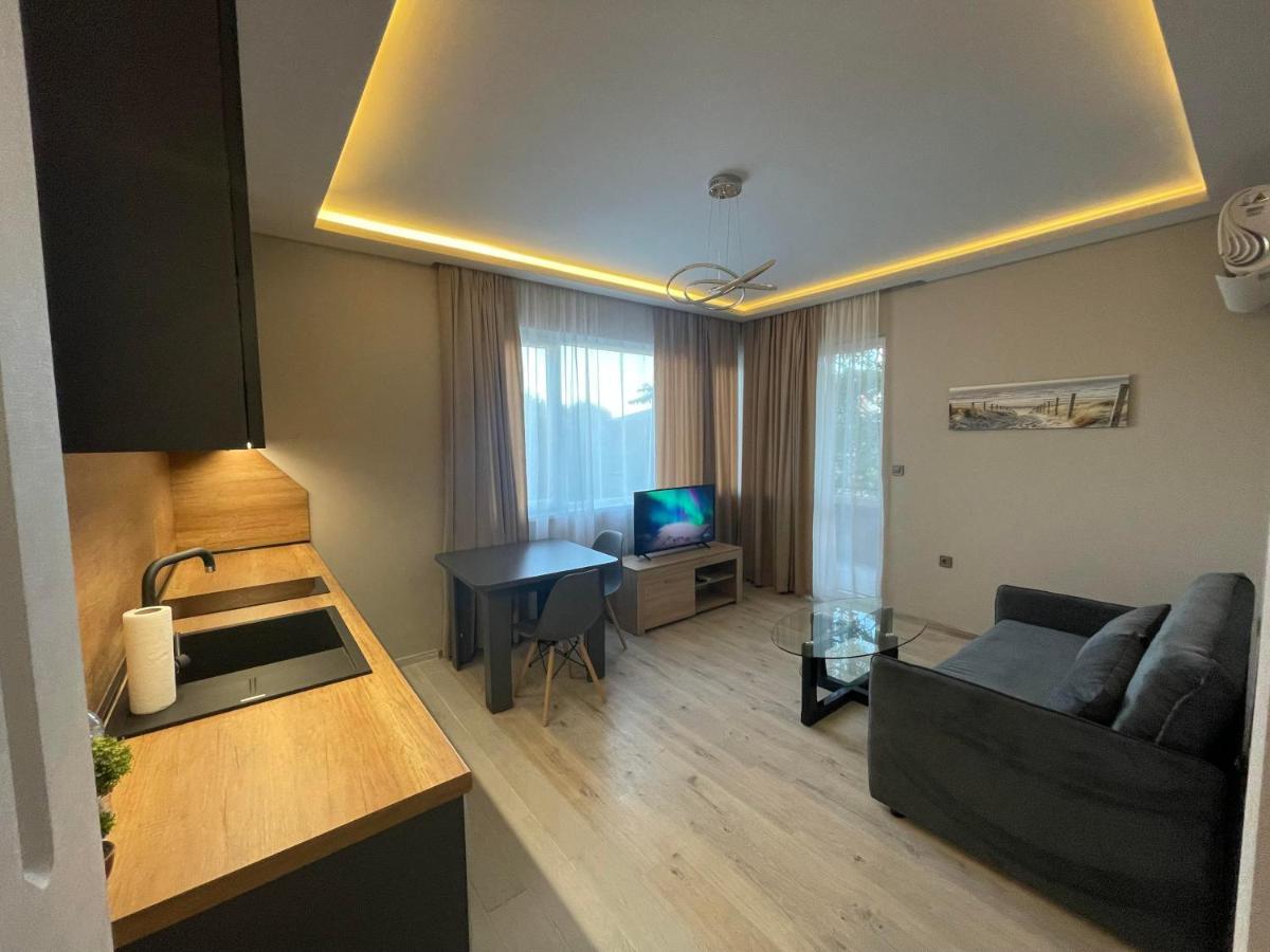 City Center Apartment 2 Варна Экстерьер фото