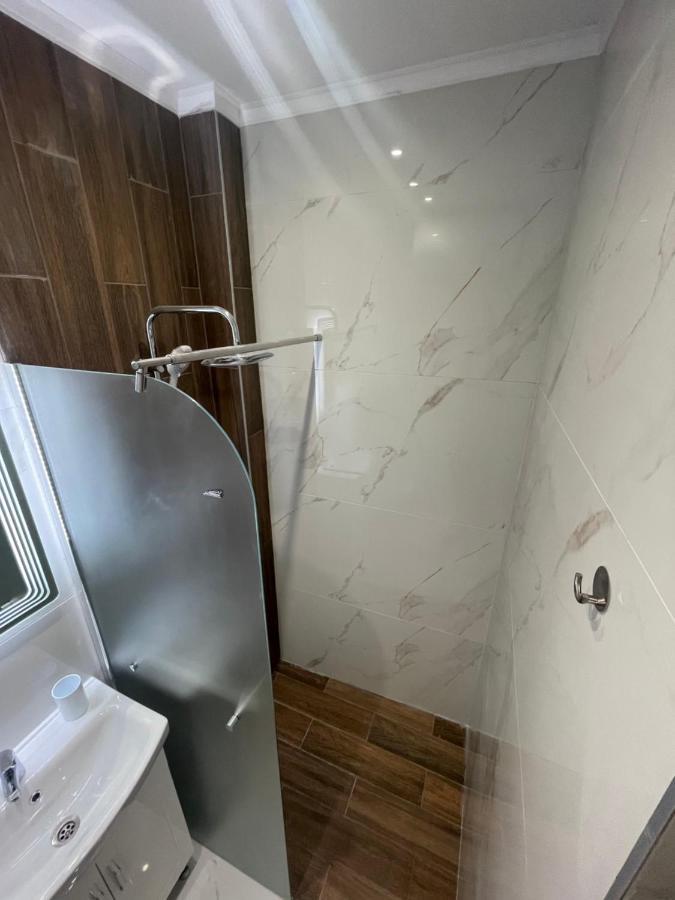 City Center Apartment 2 Варна Экстерьер фото